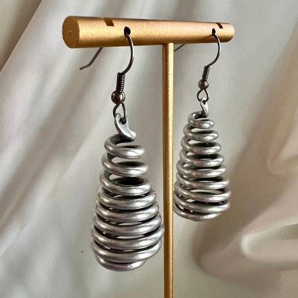 Silver Tone Chunky Wire Swirl Dangle Costume Estate Fashion Hook Earrings - Picture 2 of 6